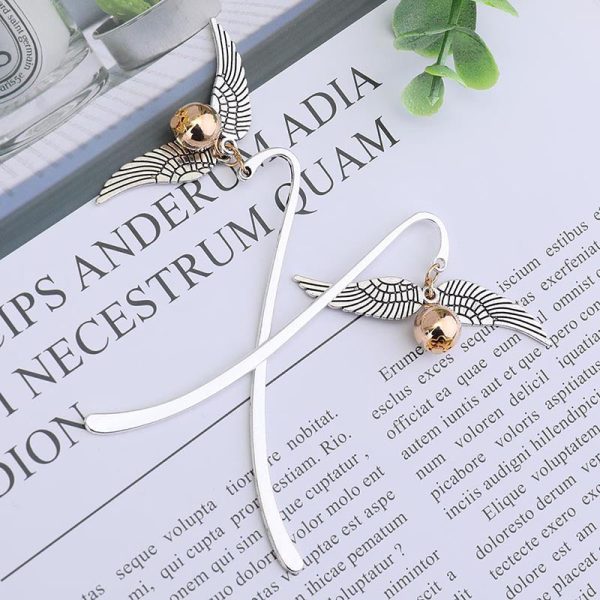 Goodsright Decor Elegant Multi-Color Metal Bookmark: Durable & Stylish Page Marker, Perfect for Book Lovers, Students, and Gifts