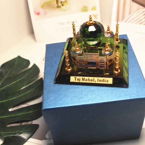 Goodsright Decor Taj Mahal Collectible Building Figurine - Art Deco Style, Religious Theme, Metal and Crystal Construction, Tabletop Mounting, Independence Day Occasion, Suitable for Ages 14+ - No Electricity Required