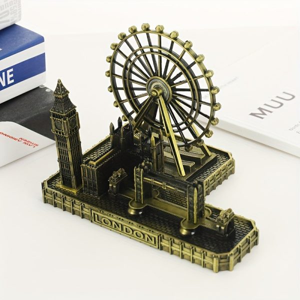 Goodsright Decor 1pc Retro City London Model - Intricately Designed Big Ben and Tower Bridge UK Landmark, Metal Statue Figurine for Living Room Vintage Home Decor, Desktop Decoration - Ideal Gift for Friends, Family, or Colleagues, Perfect for Parties, Holidays, and Speci