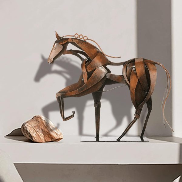 Goodsright Decor Metal Horse Statue Decor, Handmade Strong Modern Horse Sculpture Handicraft, Rustic Metal Statue Decorations Gift for Home Office Desk Figurine (Brown)