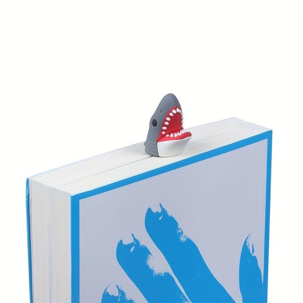 Goodsright Decor Quirky Shark-Shaped Bookmark - Perfect Gift for Readers | Cute & Fun Design, Ideal for Books & Reading Enthusiasts