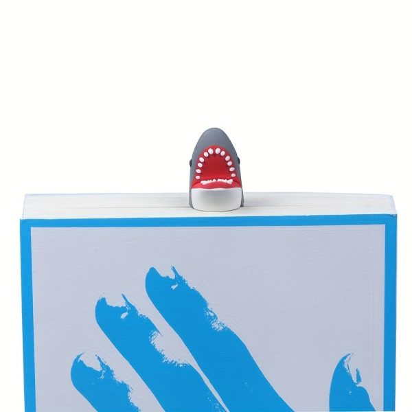 Goodsright Decor Quirky Shark-Shaped Bookmark - Perfect Gift for Readers | Cute & Fun Design, Ideal for Books & Reading Enthusiasts
