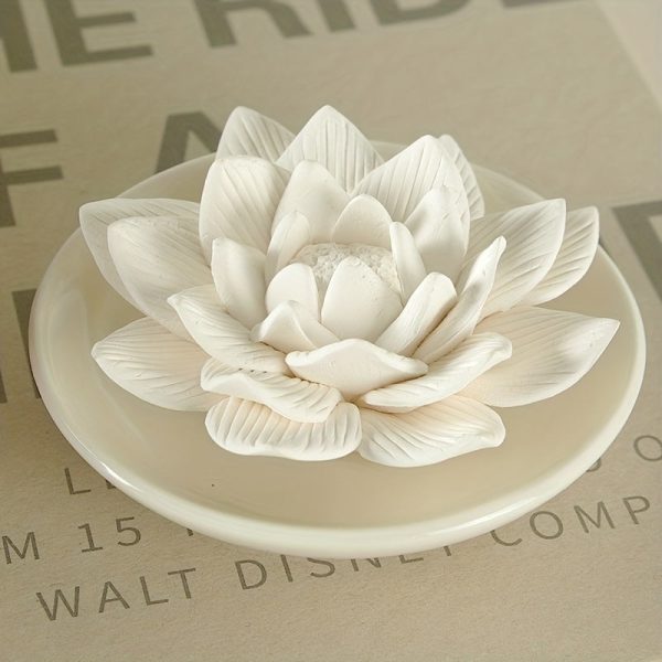Goodsright Decor 1pc Exquisite Ceramic Flower-Shaped Aroma Diffuser - Empty Bottle for Custom Fragrance, Home Decor, Air Freshener, and Car Accessory for Wedding, Halloween, and Christmas Decorations